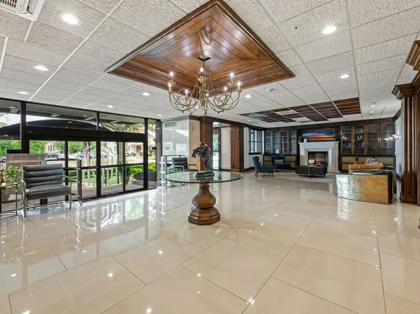 The Apartments at Hotel Phillips, 821 S Johnstone Ave #B3aebab59, Bartlesville, OK 74003