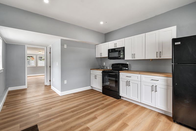 1st image of 1616 13th St S #B