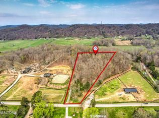 207 Strader Rd, Powell, TN 37849