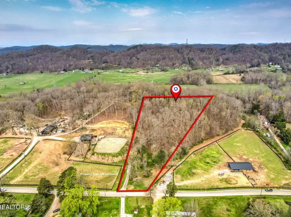 207 Strader Rd, Powell, TN 37849