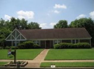 7861 Farindon Dr, Germantown, TN 38138
