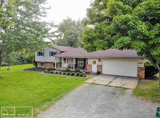 72045 McKay Rd, Romeo, MI 48065