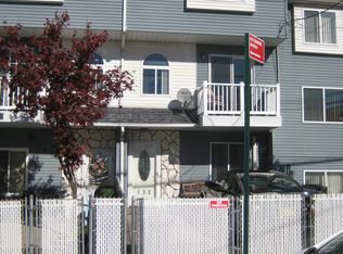 135 Richmond Hill Rd, Staten Island, NY 10314