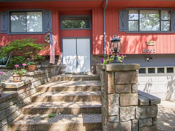 2nd image of 8007 Cedar Dr