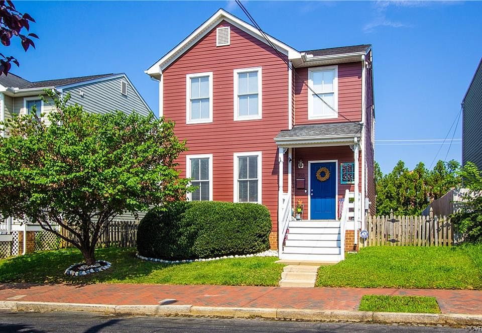 1st image of 918 W 26th St