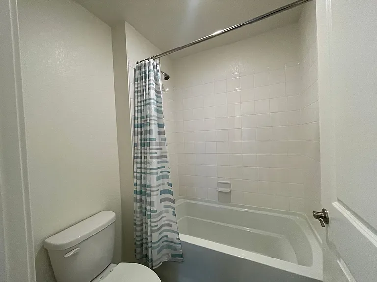 2224 Rosette Ln — Photo 25