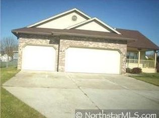 9025 Woodhall Cir N, Brooklyn Park, MN 55443