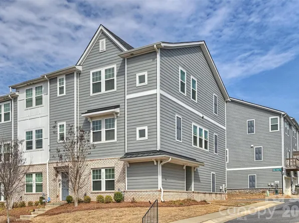 2410 Arbor Loop Dr, Charlotte, NC 28217