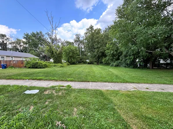 18844 Wakenden St, Redford, MI 48240
