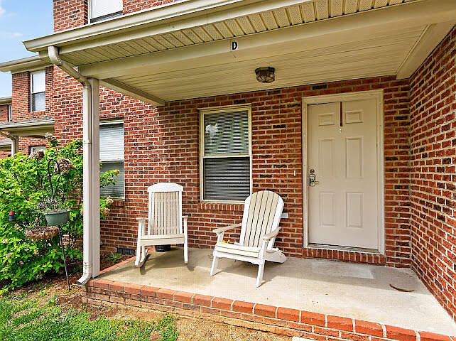 1st image of 502 Tecumseh Trl APT D