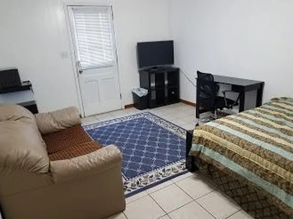 2316 Providence St #G2, Falls Church, VA 22043