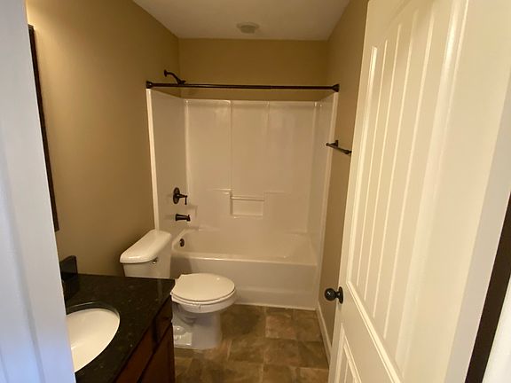 4th image of 552 Wesberry Cir