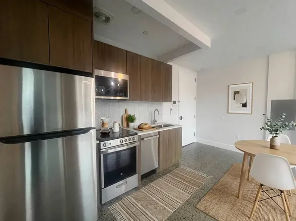 443 Keap Street image 1 of 4