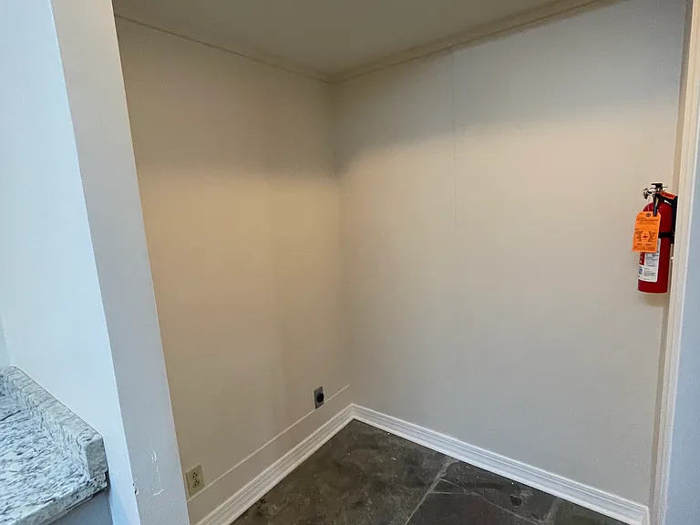 253 N Jackson St #5 — Photo 5