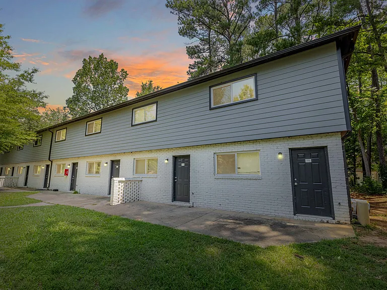 633 Chappell Dr — Photo 32