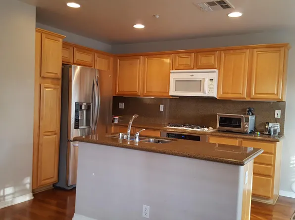 432 Hummingbird Dr, Brea, CA 92823