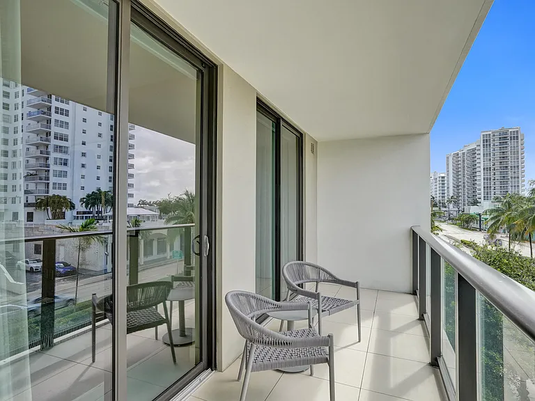 3030 Ocean Blvd #S104 — Photo 39