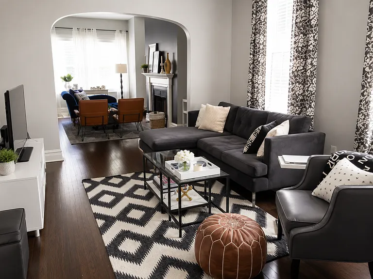 1846 W Melrose St #1 — Photo 1