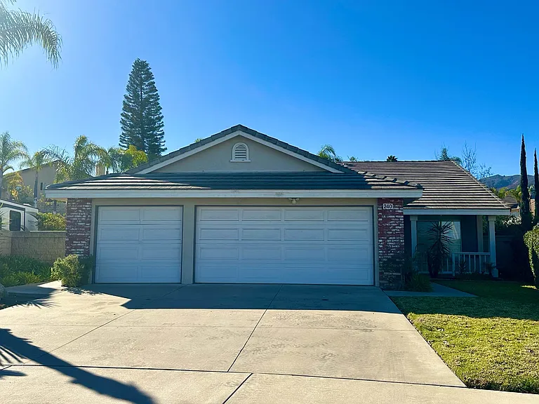 240 Sierra Madre Way — Photo 1