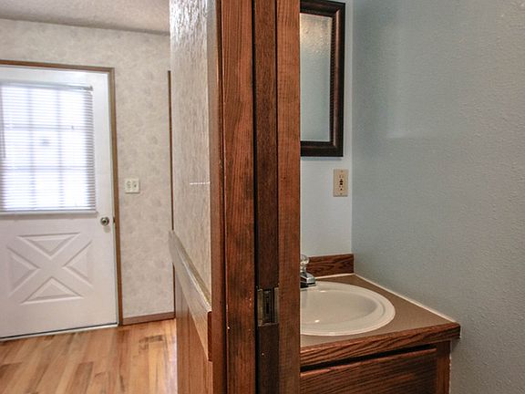 2nd image of 802 NW 133rd St Unit 19-D