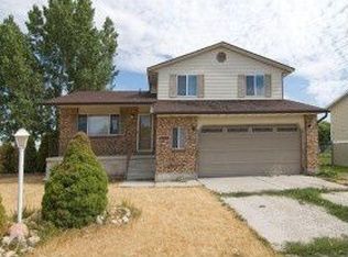 5442 W Hunter Dr, West Valley City, UT 84120