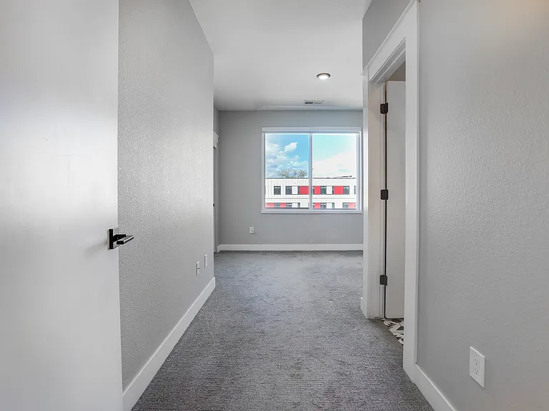 4925 W 10th Ave #113 — Photo 25