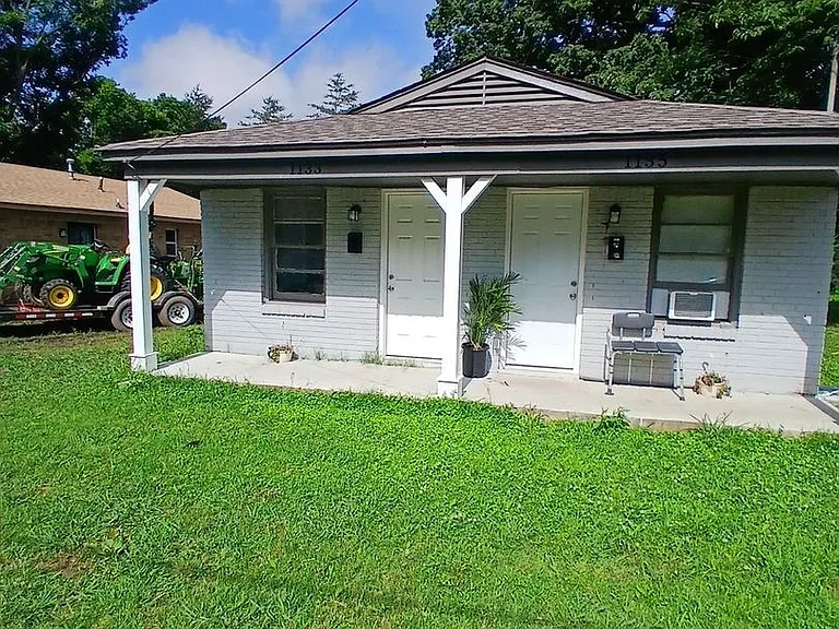 1133 Gerard St — Photo 1