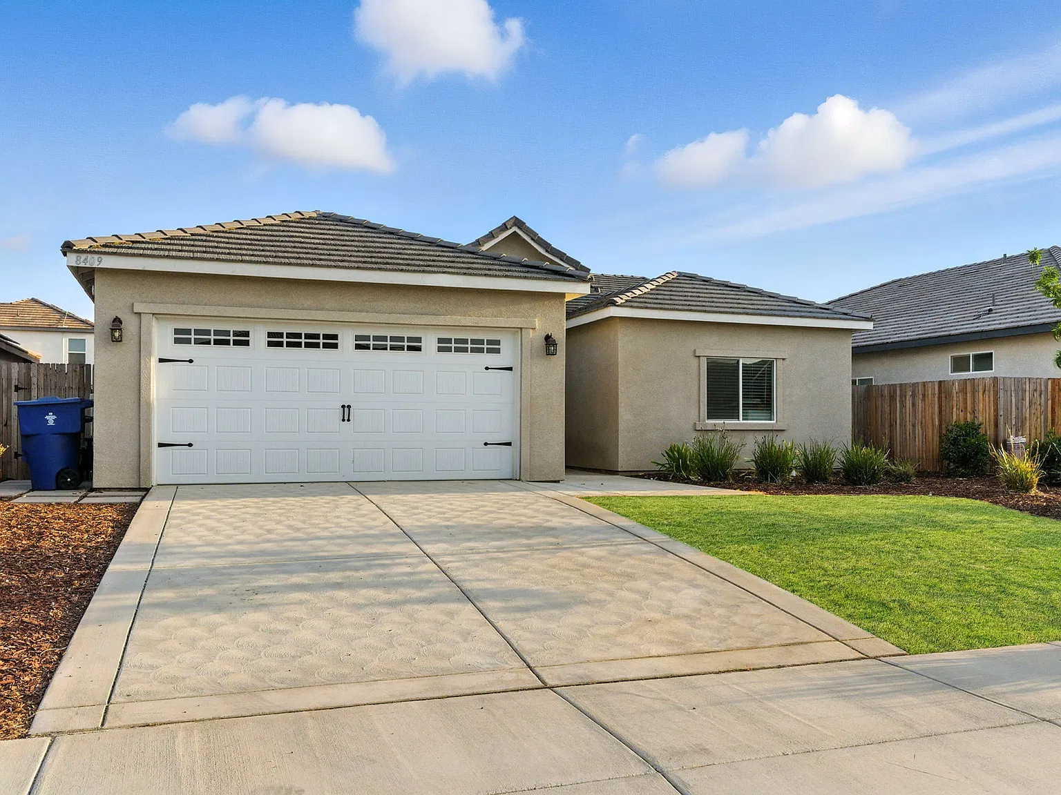 4 bed, 1821 sqft, $2,995 — Photo 3