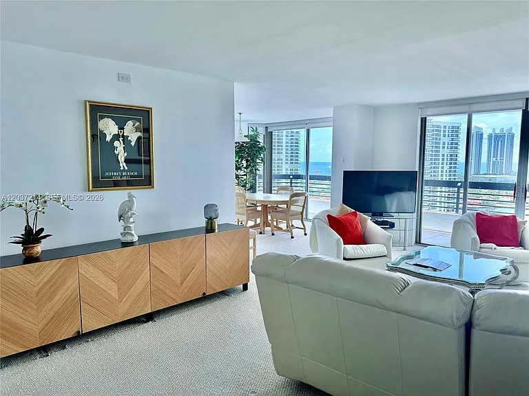 3500 Mystic Pointe Dr #2306 — Photo 16