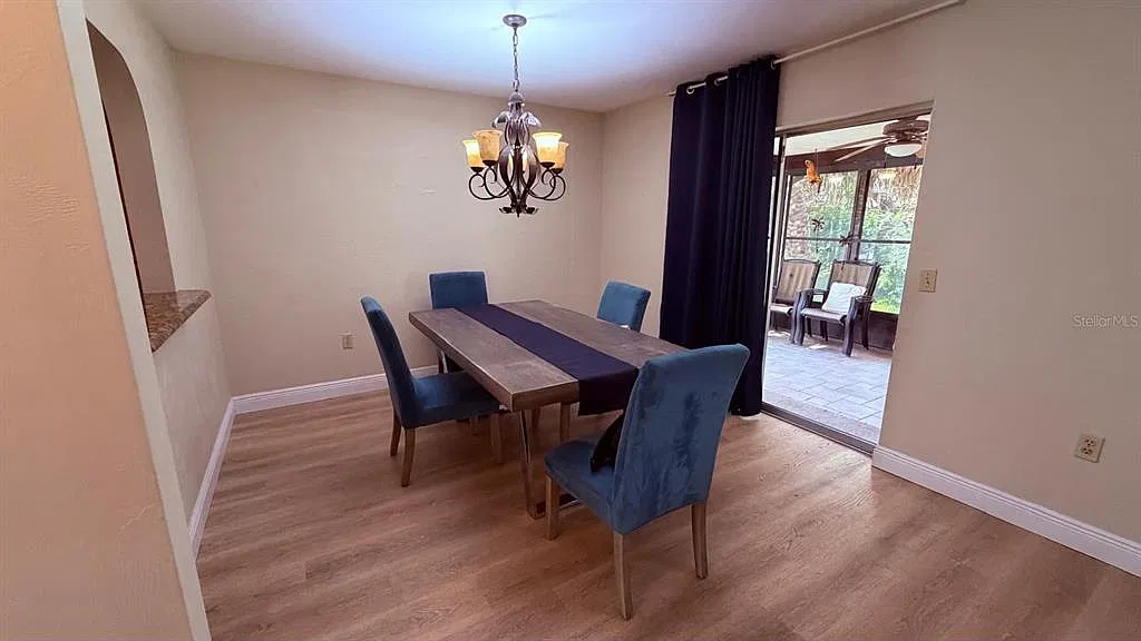2 bed, 2.0 bath, 1434 sqft, $1,650 — Photo 4