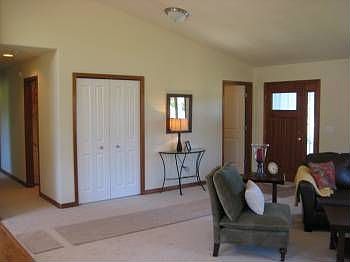 4th image of 507 NE 6th St