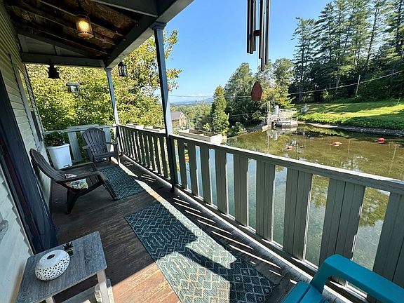 Just to the north is the top of the Bradford waterfall.