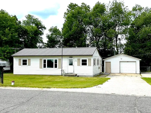 9135 Adams Rd, Hesperia, MI 49421