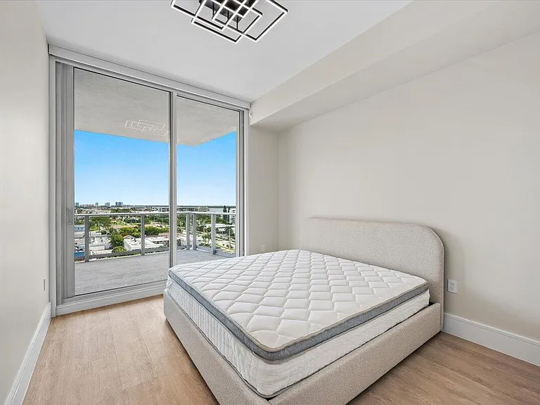 220 Lake Shore Dr #917 — Photo 35