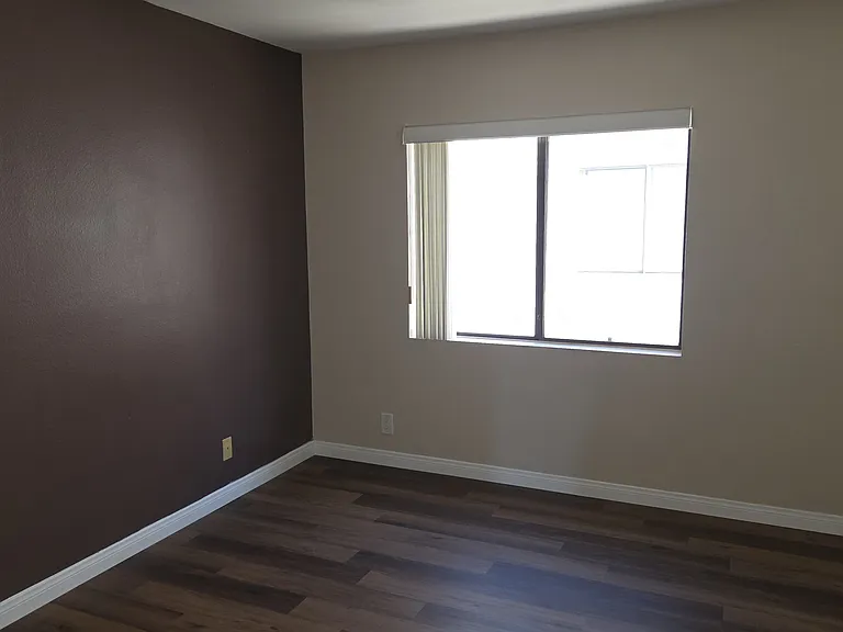 116 Chapel Ave — Photo 18