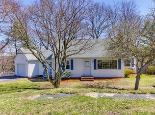 10 Crestview Dr, Westborough, MA 01581