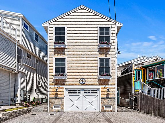 3rd image of 117 Perkins Cove Road