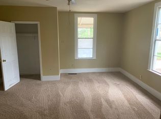 44 Crescent Ave, Griffin, GA 30223