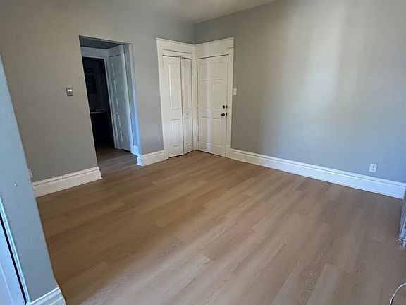 3rd image of 6800 Sheridan Rd