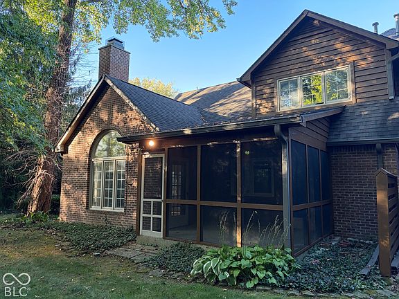 4th image of 2065 Oldfields Circle South Dr