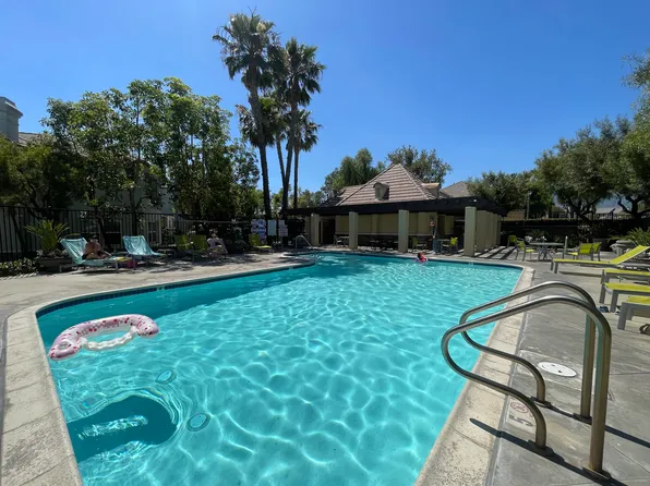 7732 Hess Pl Unit 2, Rancho Cucamonga, CA 91739
