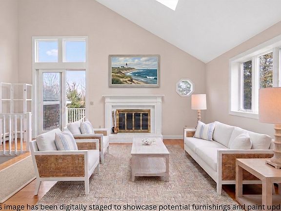 5th image of 32 Howe Rd
