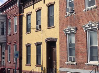 1033 5th Ave UNIT 1, Troy, NY 12180