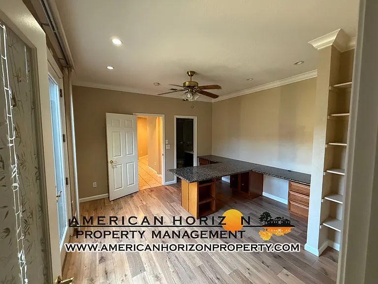 424 Crescent Dr — Photo 21