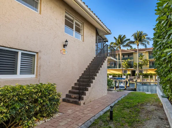 1539 Chesapeake Ave, Naples, FL 34102