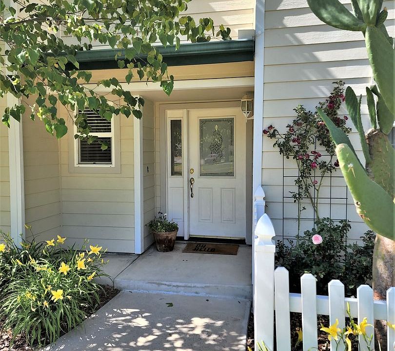 1st image of 304 Wickenden St