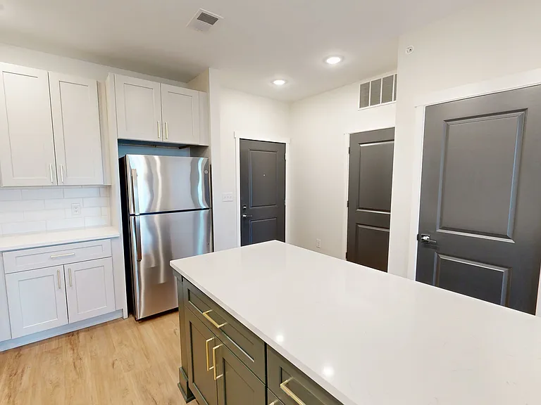 Factory 52 Apartments — Photo 105