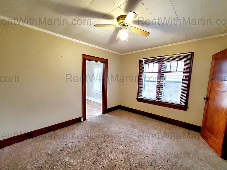 808-810 W 2nd St — Photo 6