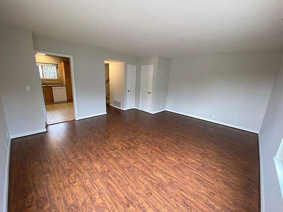 2nd image of 3510 Farm Hill Blvd #3516-22