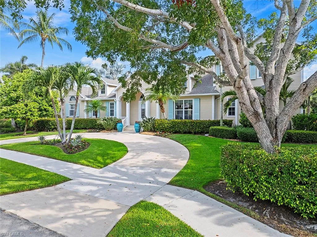 5 bed, 3.5 bath, 3277 sqft, $48,000 — Photo 2